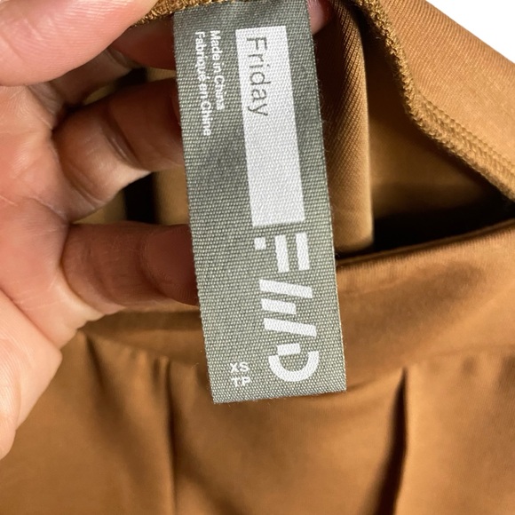 Friday FWD Women's Tan Day To Night Stretch Pant - Picture 6 of 13